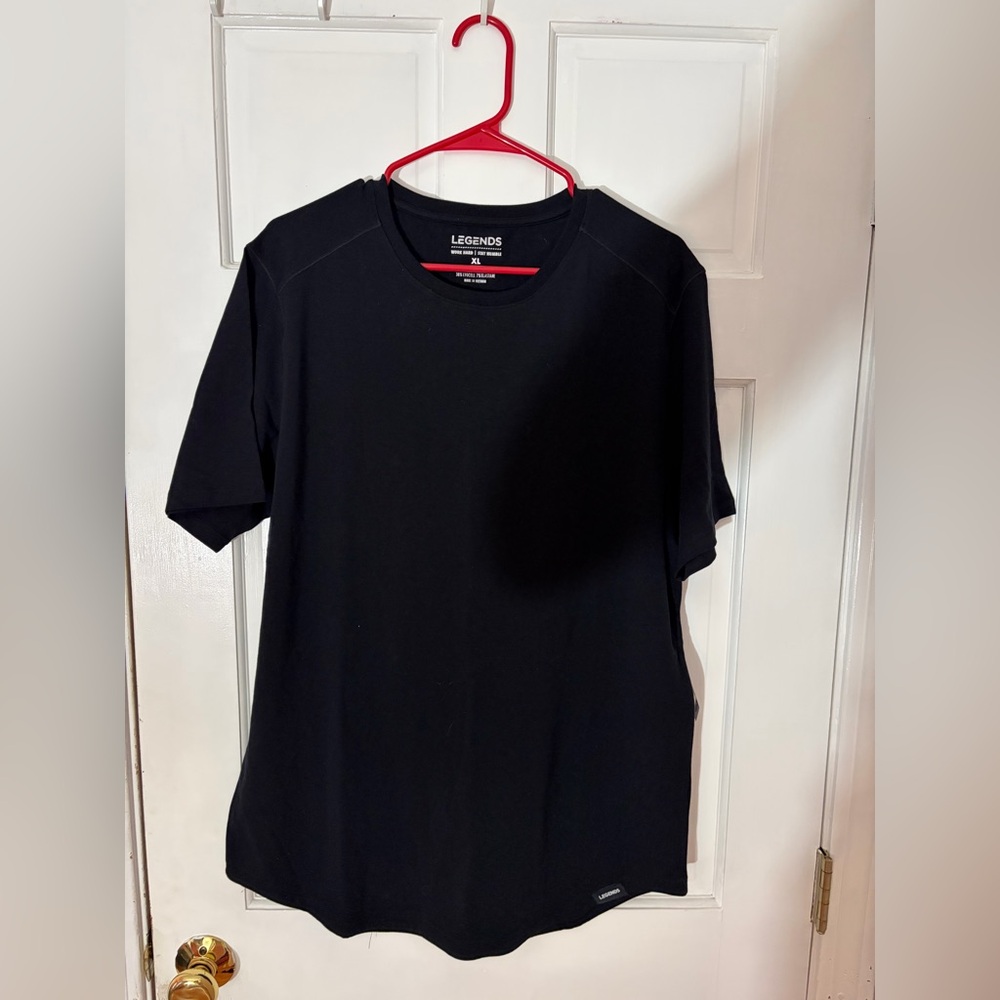 NWT Men's Black Legends Tshirt